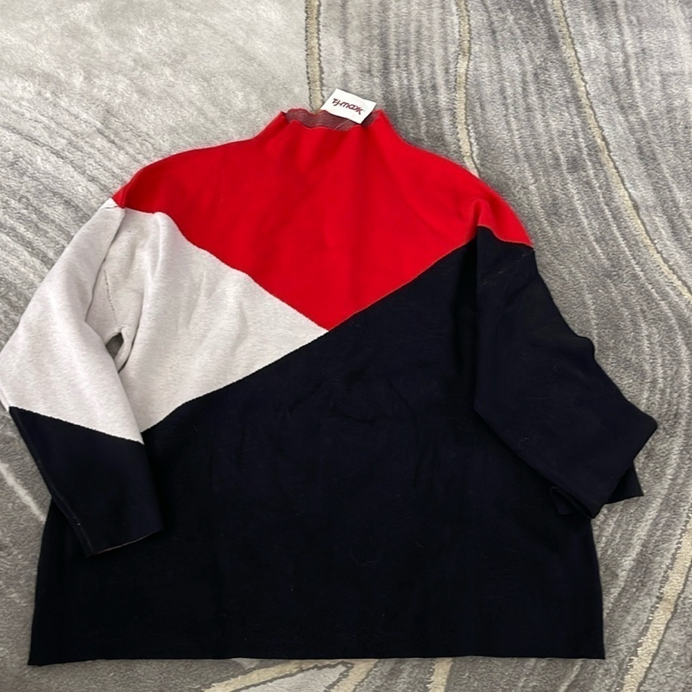 Diva Plus Color Block Sweater